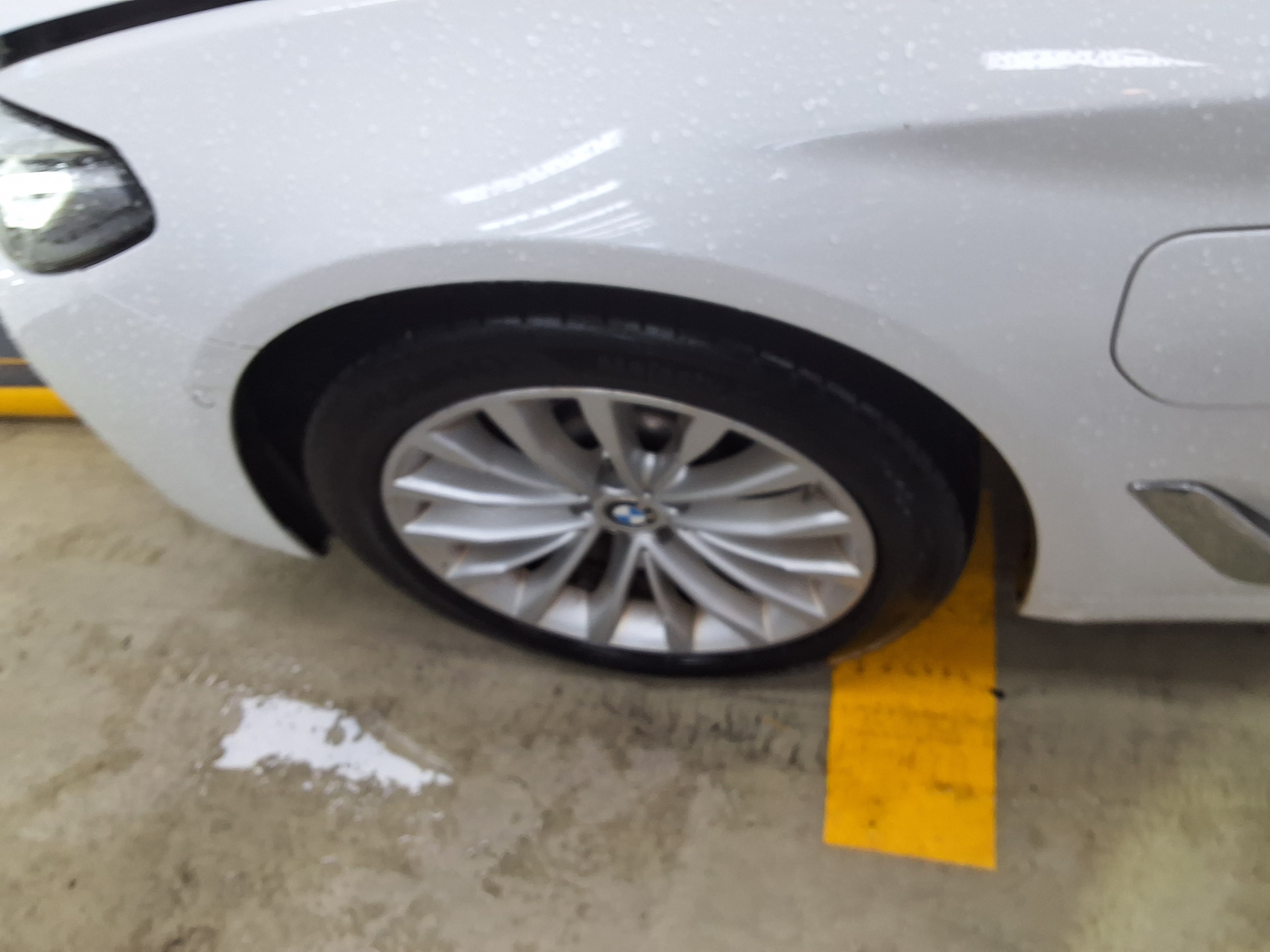 بي إم دبليو 5 Series (7Th Gen) 530E لكجري 2021 فاخر