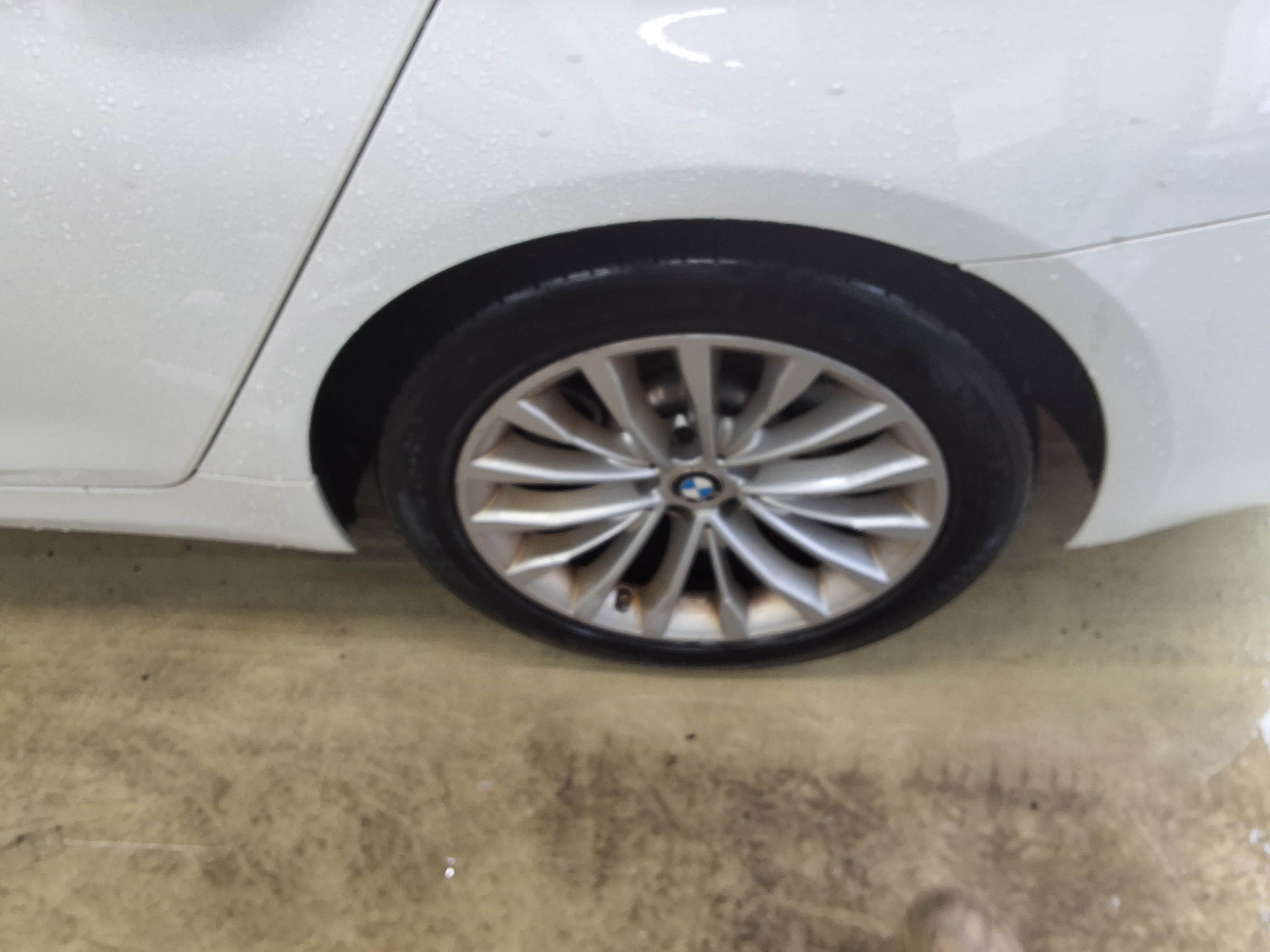 بي إم دبليو 5 Series (7Th Gen) 530E لكجري 2021 فاخر