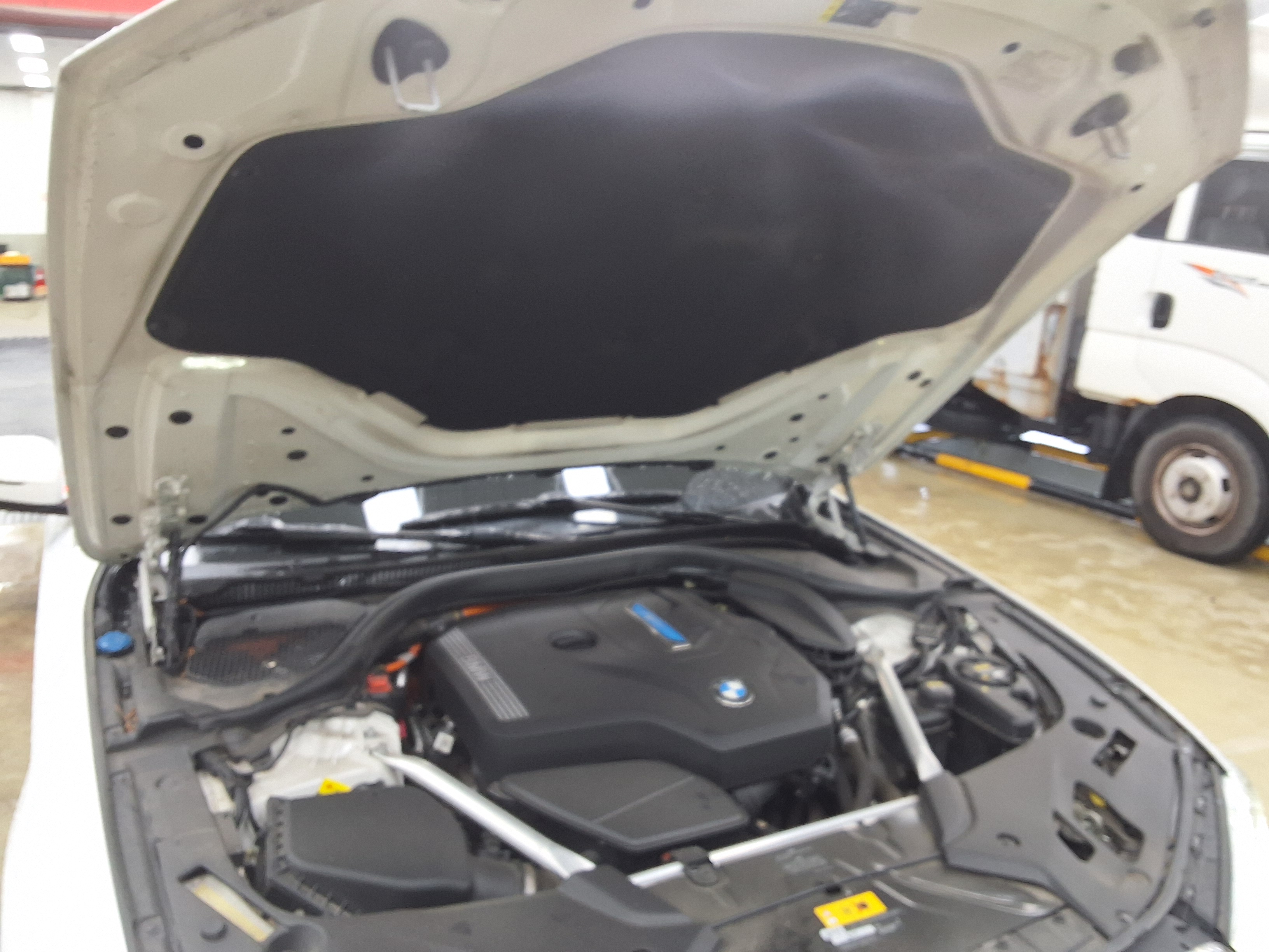 بي إم دبليو 5 Series (7Th Gen) 530E لكجري 2021 فاخر