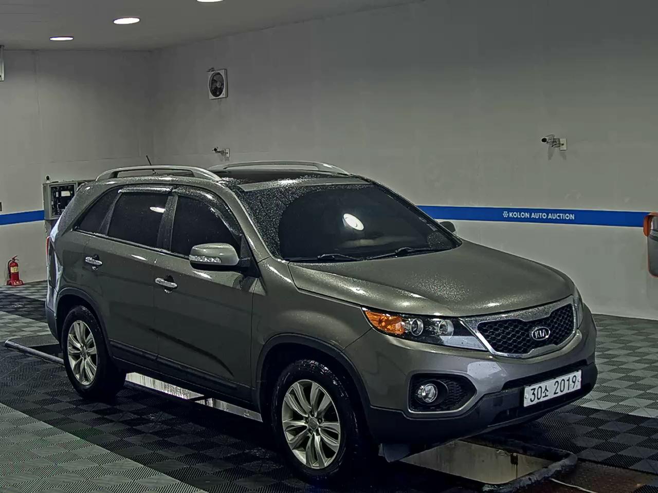 كيا سورينتو 2011 TLX فاخر