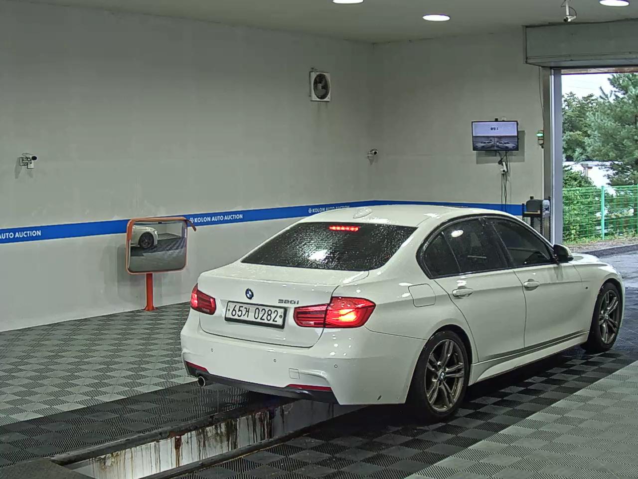 بي إم دبليو 3 Series (6Th Gen) 320I M Sport 2016 SPORT