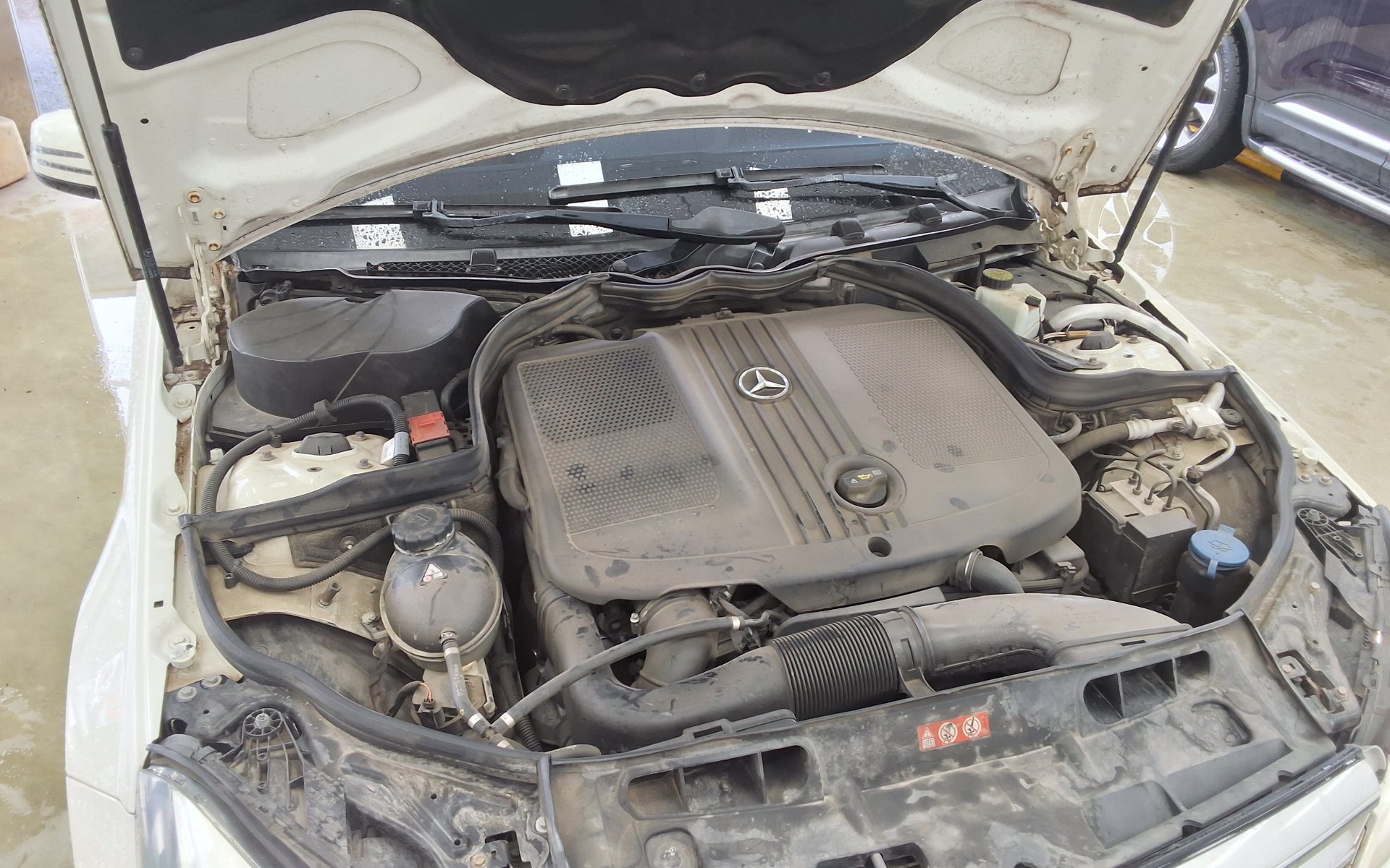 مرسيدس بنز C Class (3Rd Gen) C220 Cdi Blue Efficiency 2012 C220