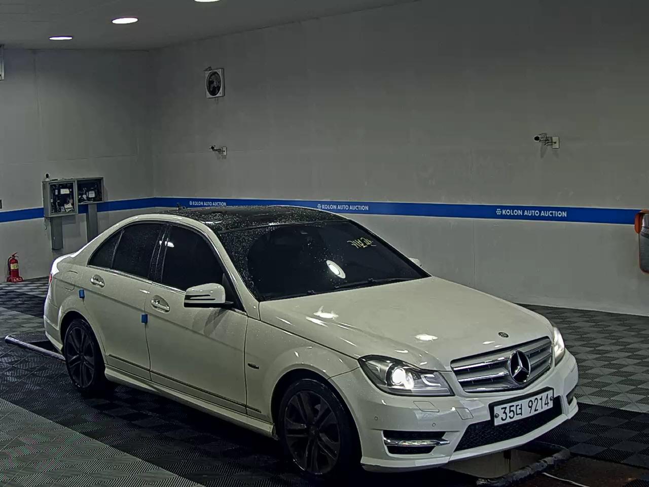 مرسيدس بنز C Class (3Rd Gen) C220 Cdi Blue Efficiency 2012 C220
