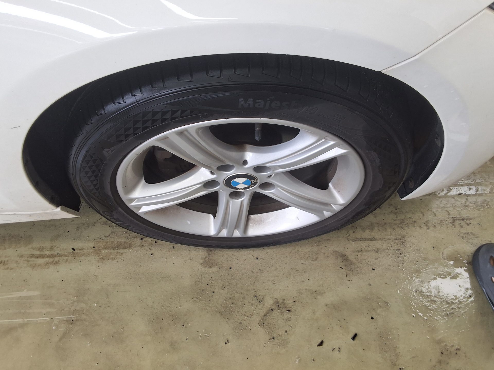 بي إم دبليو 3 Series (6Th Gen) 320D 2012 320d