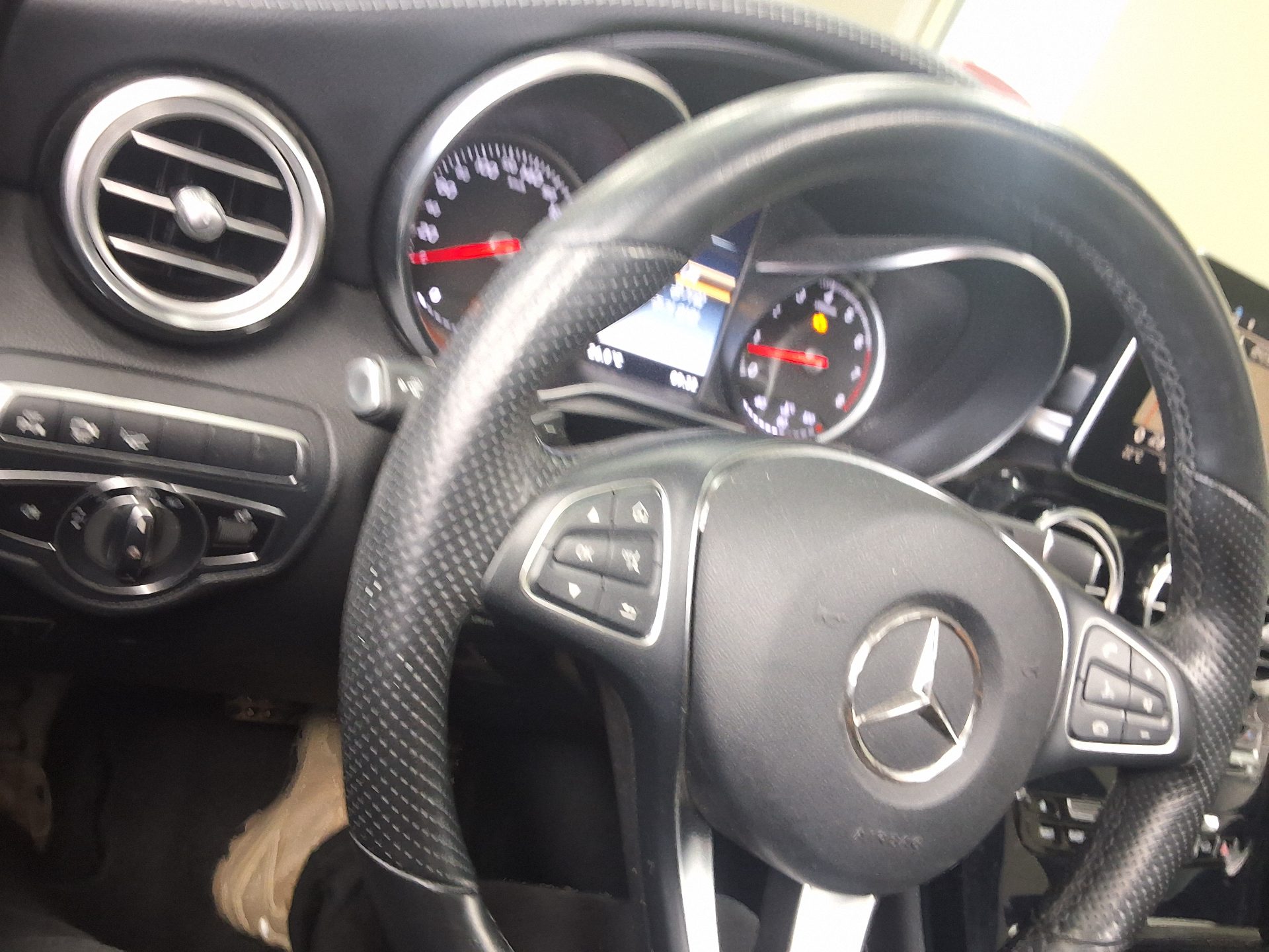 مرسيدس بنز جي إل سي Class جي إل سي 300 فورماتيك AMG Line 2019 4MATIC LINE
