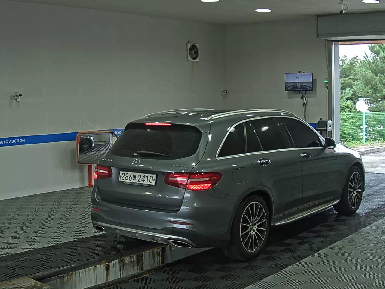 مرسيدس بنز جي إل سي Class جي إل سي 300 فورماتيك AMG Line 2019 4MATIC LINE