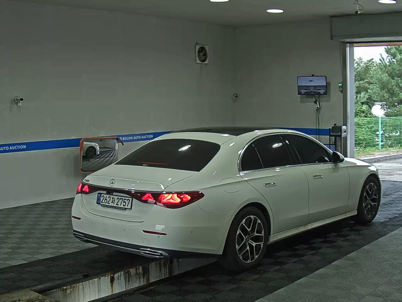 مرسيدس بنز E Class (6Th Gen) E200 Avantgarde 2024 E200