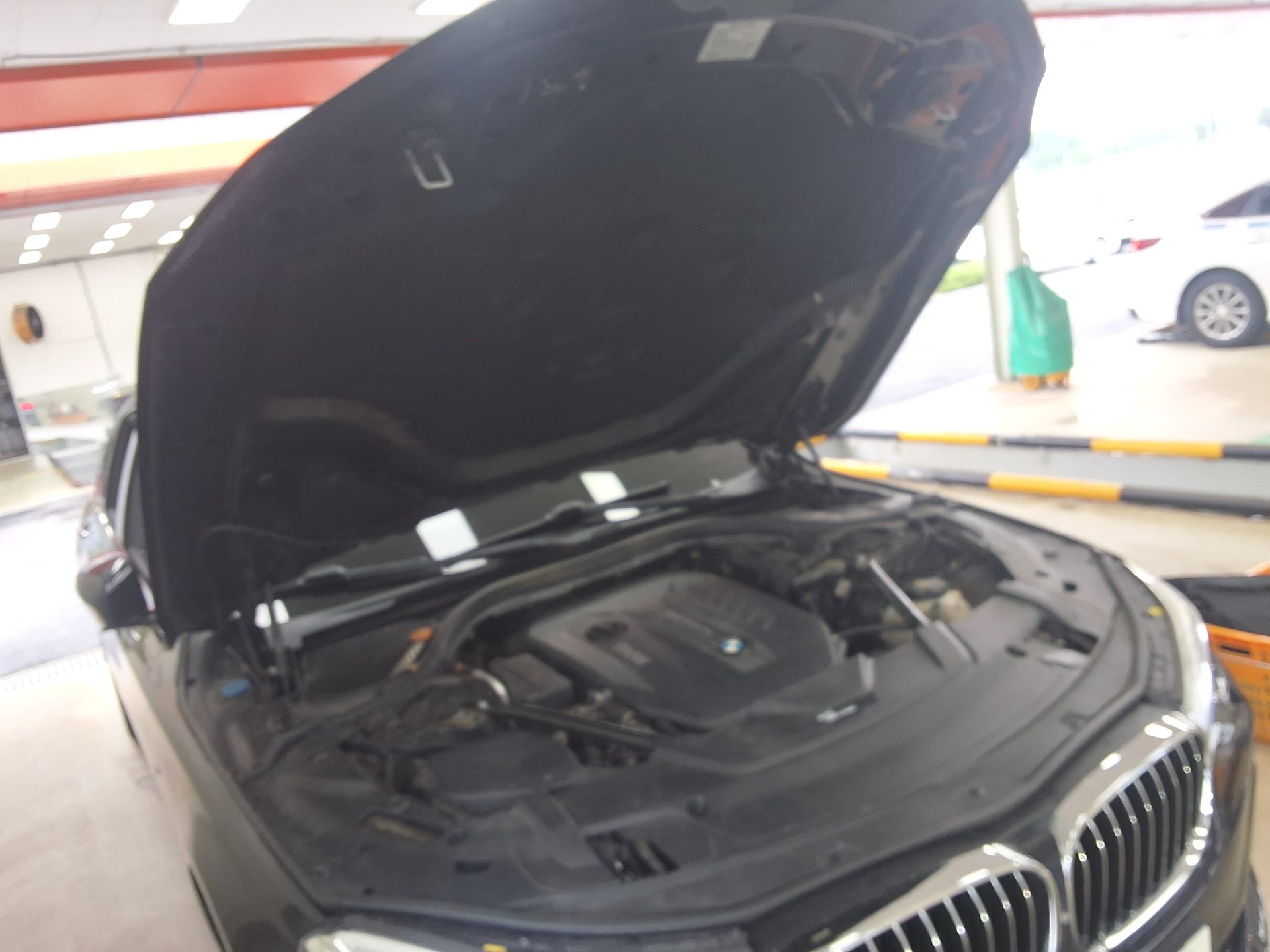 بي إم دبليو 7 Series (6Th Gen) 740D إكس درايف M Sport 2018 SPORT