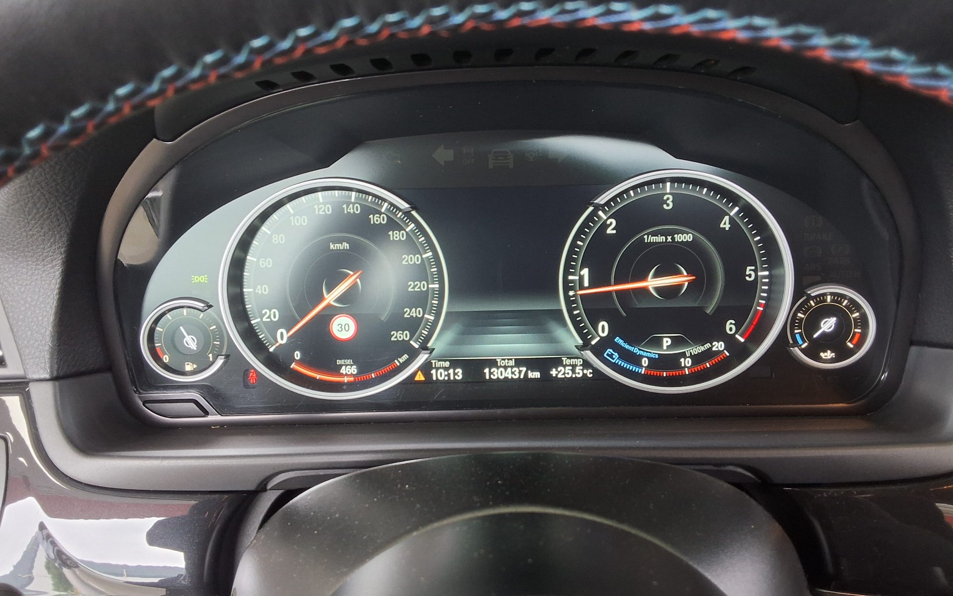 بي إم دبليو 5 Series (6Th Gen) 520D 2014 520d