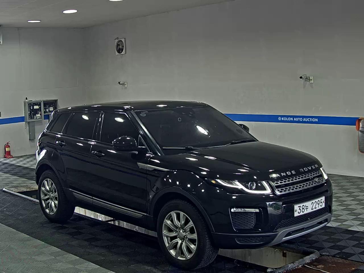 لاند روفر Rover رينج روفر Evoque 2.0 Td4 Se 2019 SE