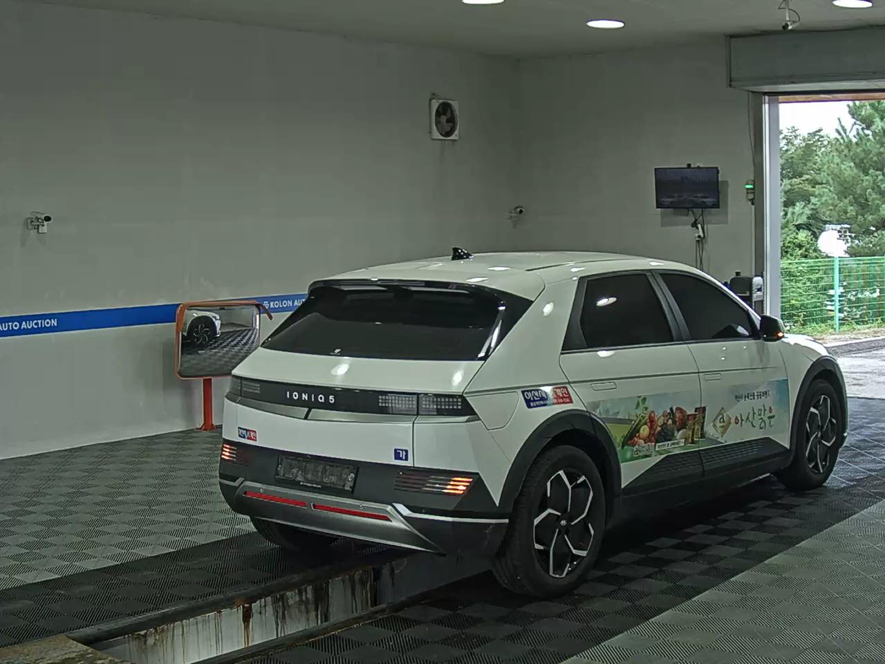 هيونداي أيونيك 2023 EV دفع رباعي طويل المدى
