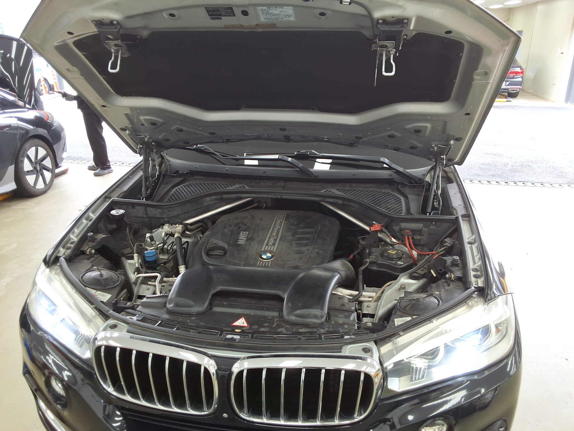 بي إم دبليو X5 (3Rd Gen) 30D إكس درايف 2015
