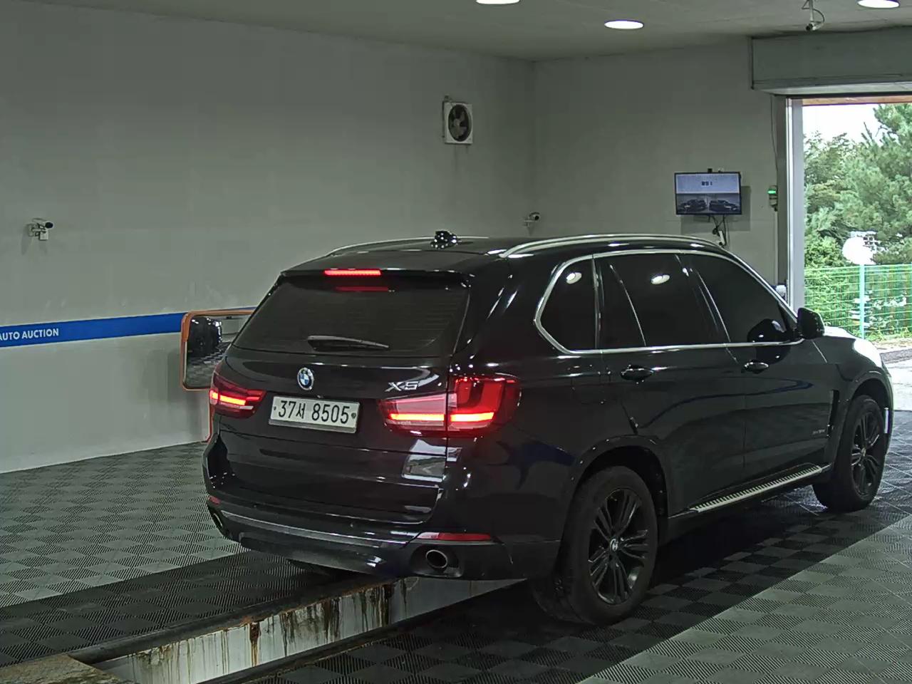 بي إم دبليو X5 (3Rd Gen) 30D إكس درايف 2015