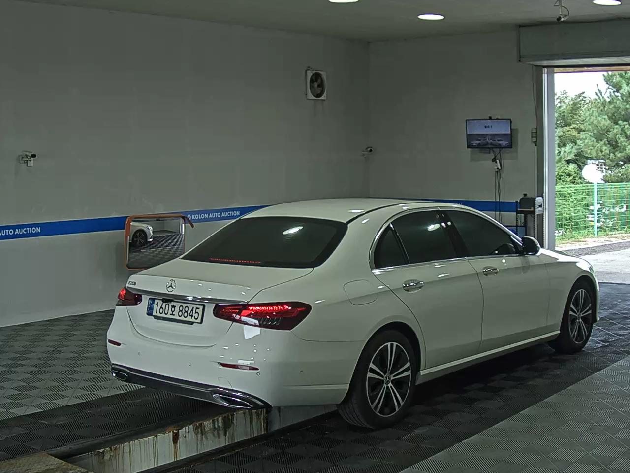 مرسيدس بنز E Class (5Th Gen) E250 Avantgarde 2021 E250