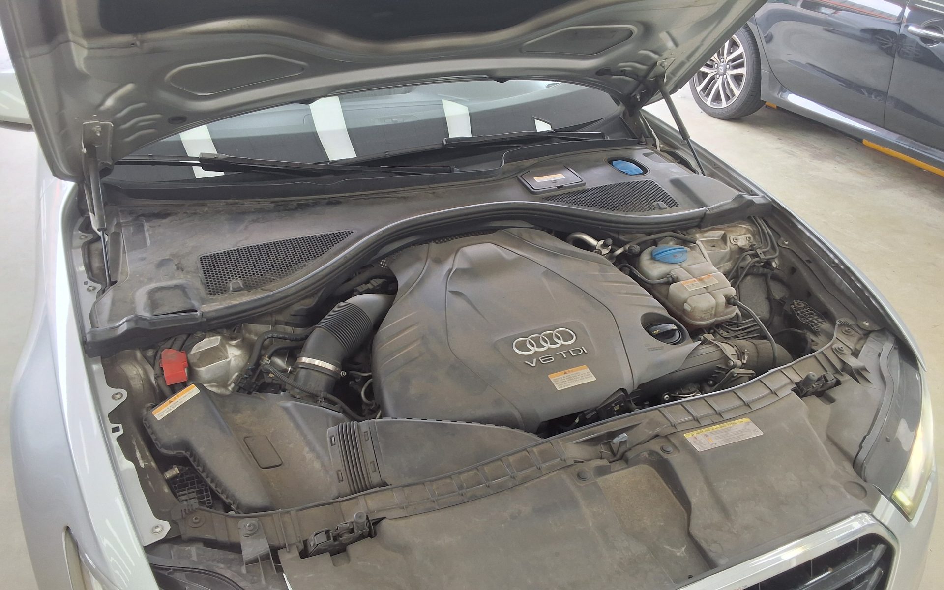 أودي إيه 6 (4Th Gen) 3.0 TDI كواترو 2014