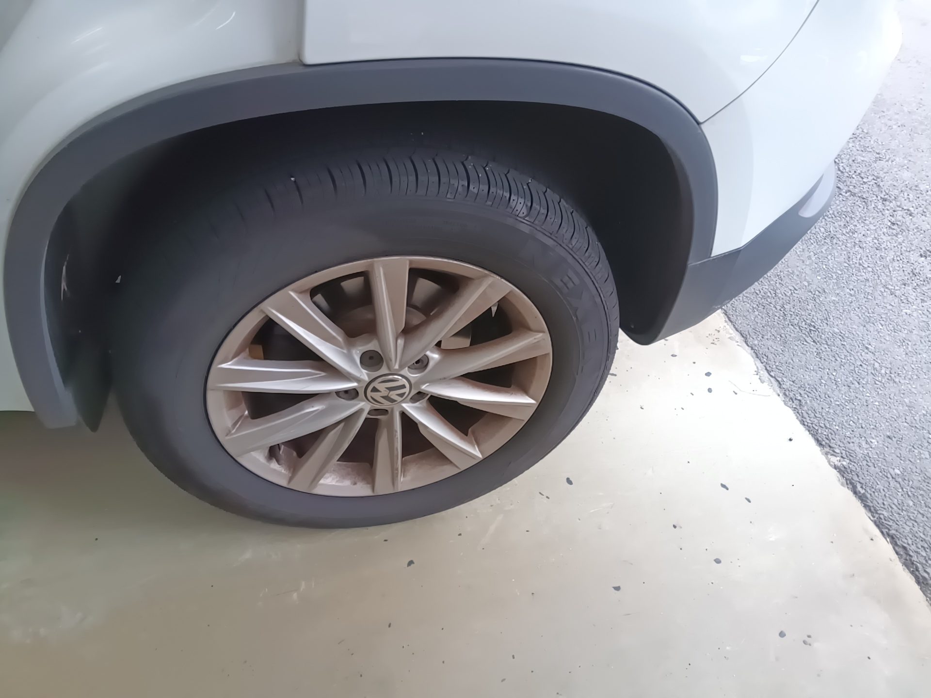 فولكس فاجن تيجوان 2.0 TDI Bluemotion 2016