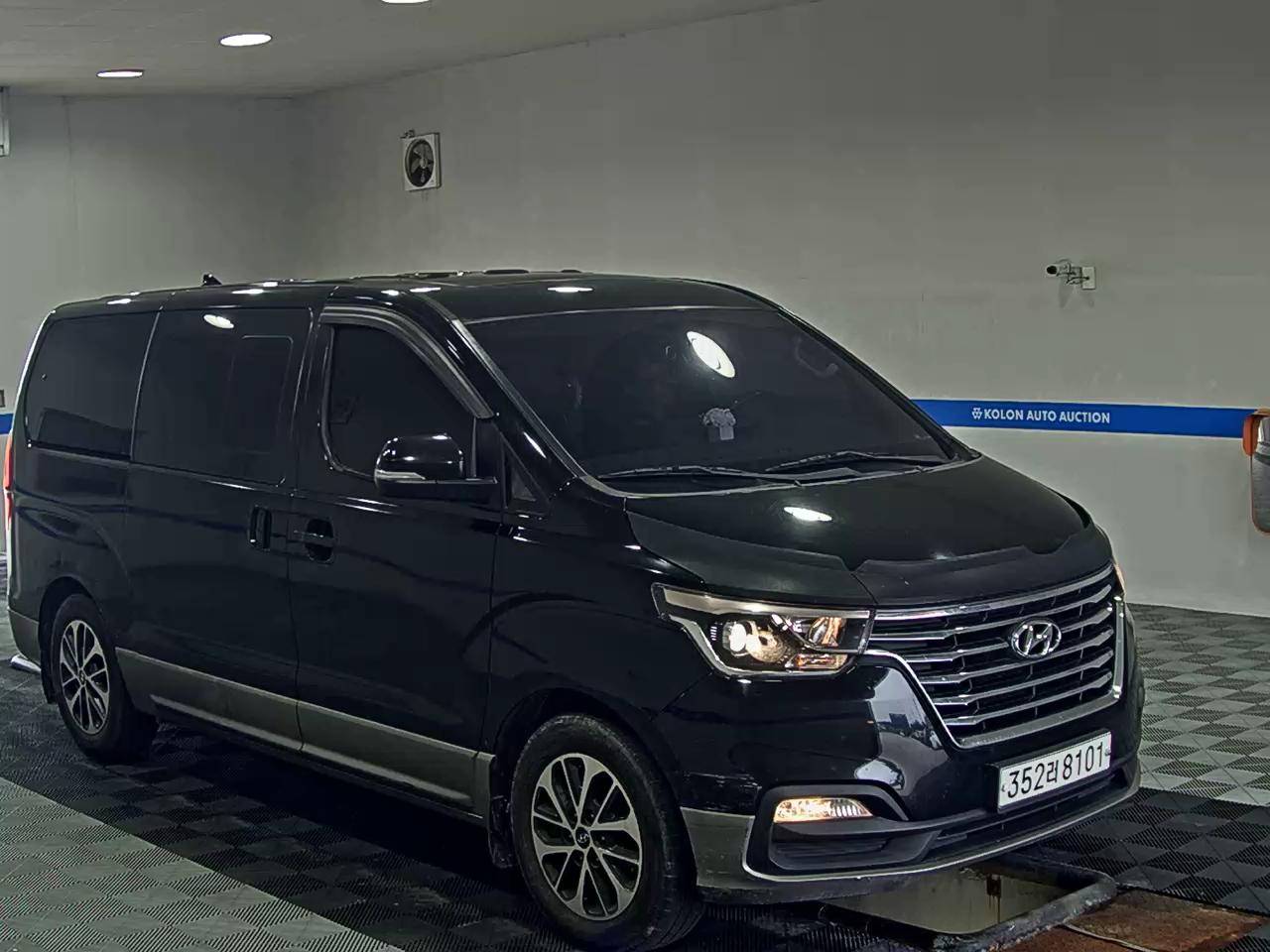 هيونداي الجديد جراند ستاركس 9 Seater ديزل إكسكلوسيف 2021 إكسكلوسيف