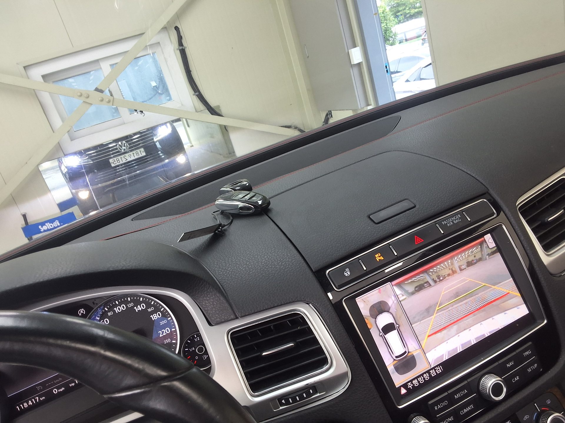 فولكس فاجن الجديد طوارق (2Nd Gen F / L) 3.0 V6 TDI Bluemotion إكسكلوسيف Edition 2016 إكسكلوسيف