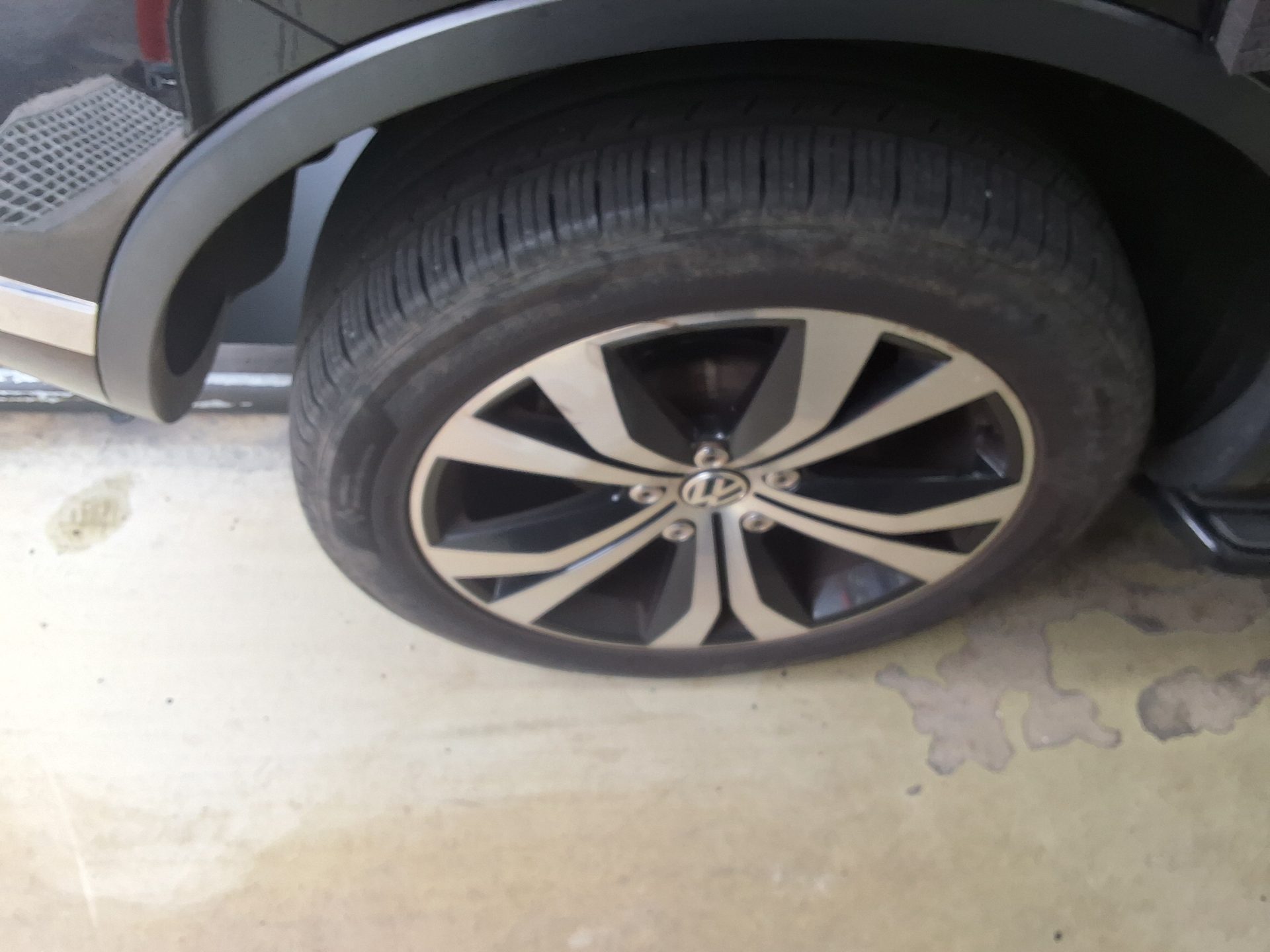 فولكس فاجن الجديد طوارق (2Nd Gen F / L) 3.0 V6 TDI Bluemotion إكسكلوسيف Edition 2016 إكسكلوسيف