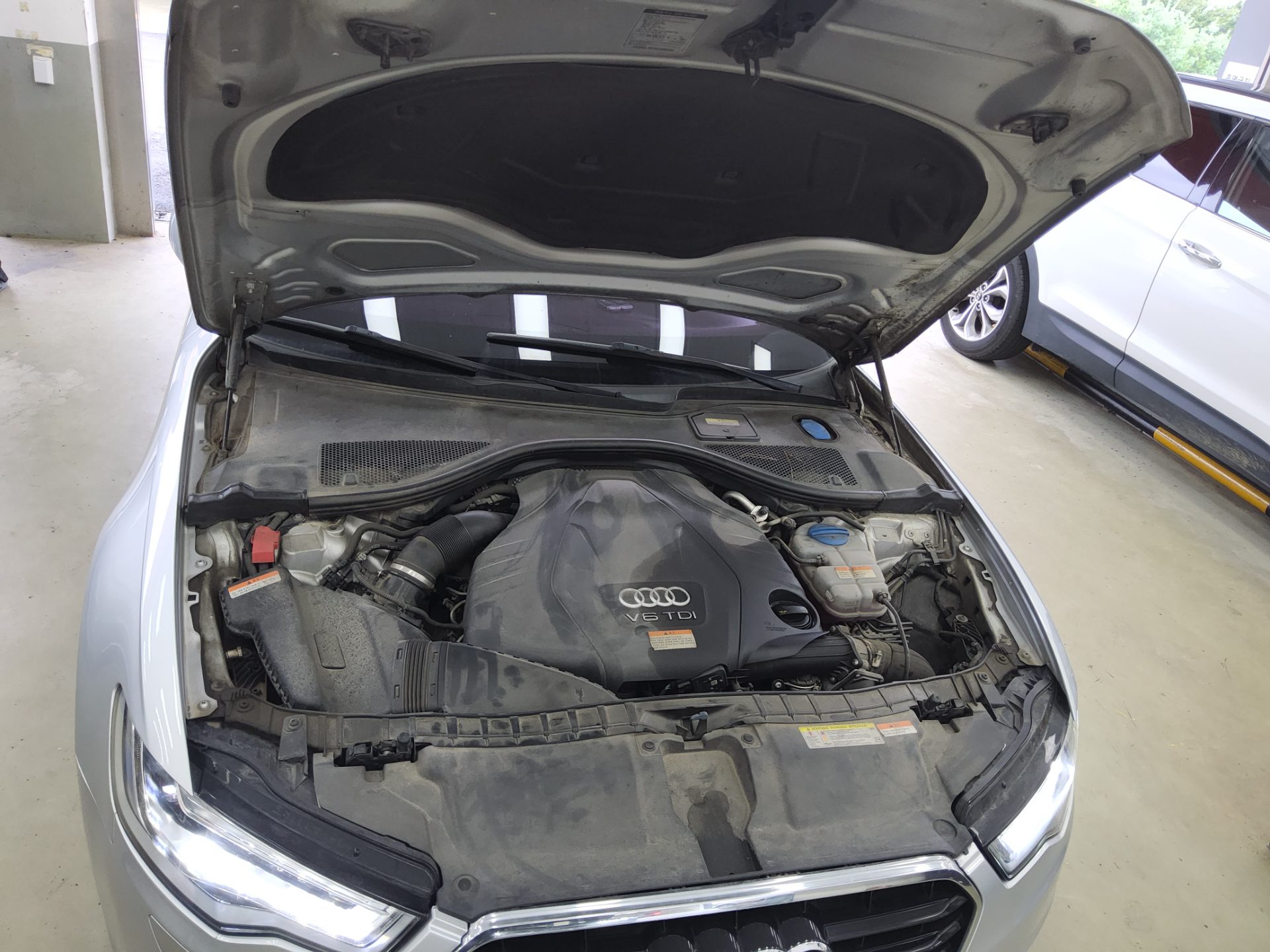 أودي إيه 6 (4Th Gen) 45 TDI كواترو 2015