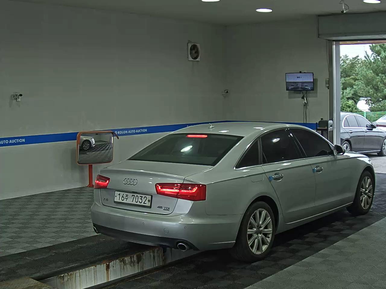 أودي إيه 6 (4Th Gen) 45 TDI كواترو 2015