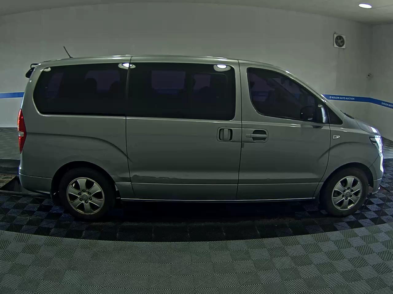 هيونداي الجديد جراند ستاركس 12 Seater ديزل سمارت 2020 SMART