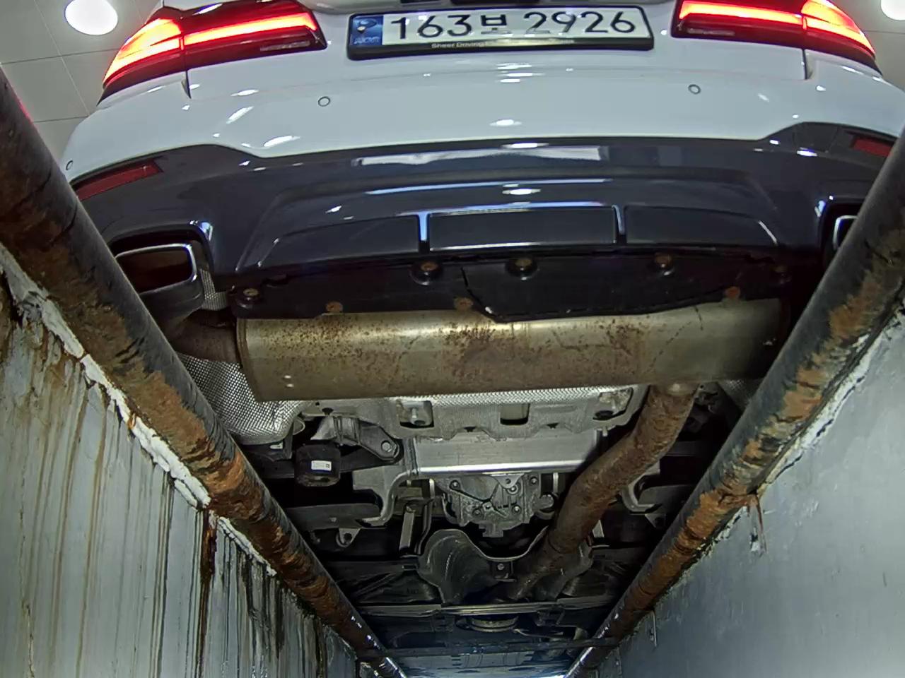 بي إم دبليو 5 Series (7Th Gen) 530I إكس درايف M Sport Pack 2022 SPORT