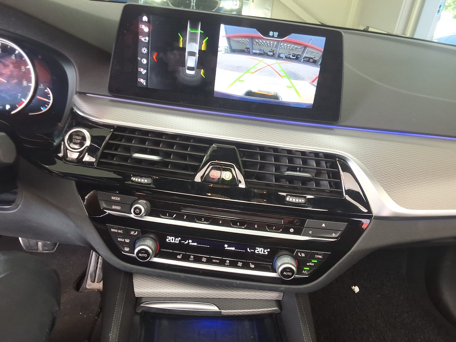 بي إم دبليو 5 Series (7Th Gen) 530I إكس درايف M Sport Pack 2018 SPORT