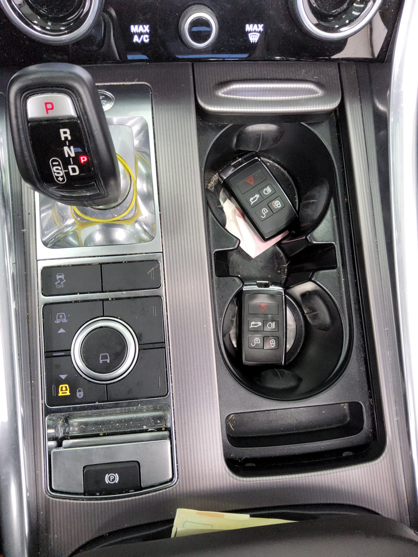 لاند روفر Rover رينج روفر Sport (2Nd Gen) 3.0 Sdv6 Hse Dynamic 2018 SPORT