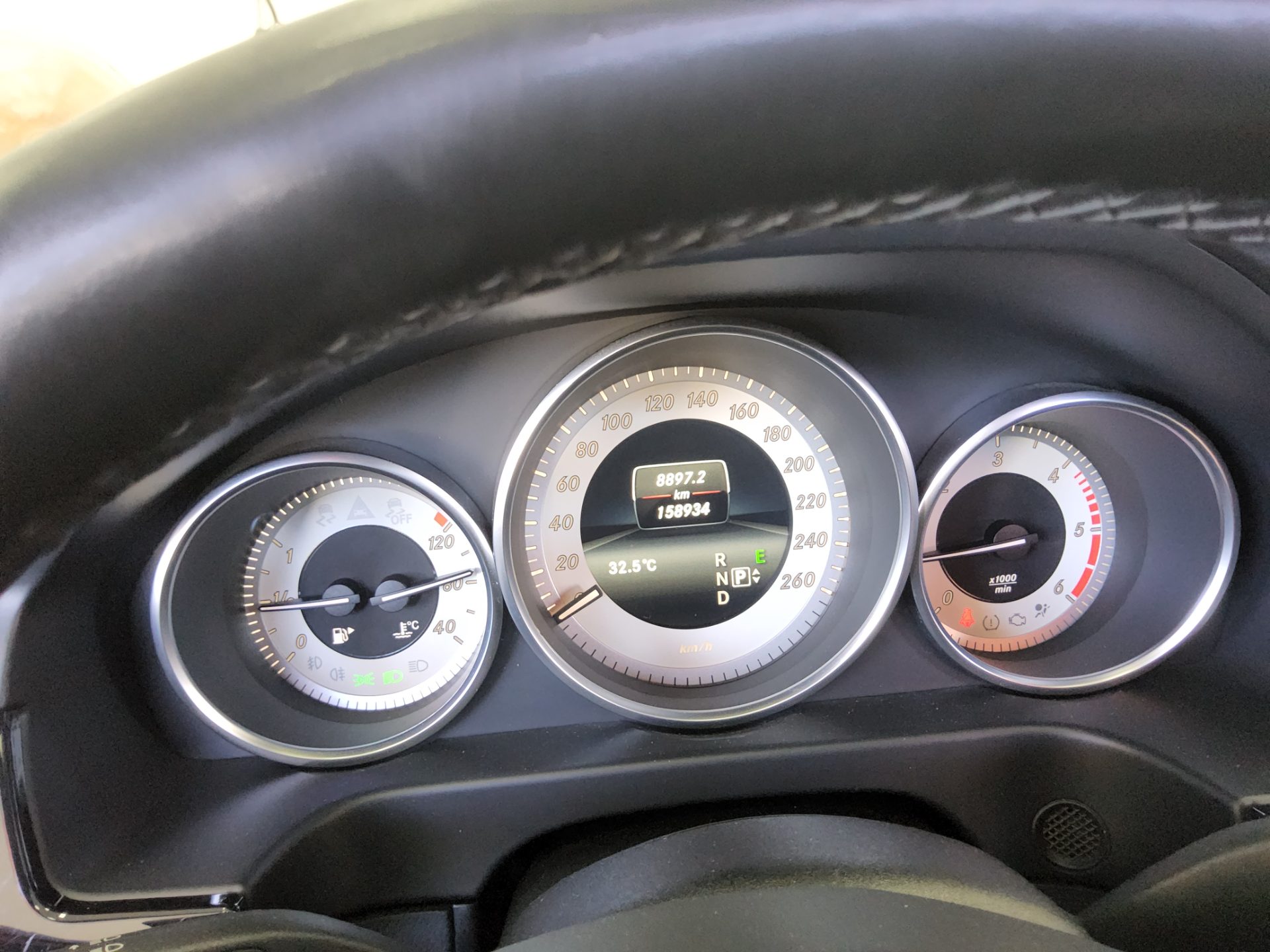 مرسيدس بنز E Class (4Th Gen) E220 Cdi Avantgarde 2014 E220