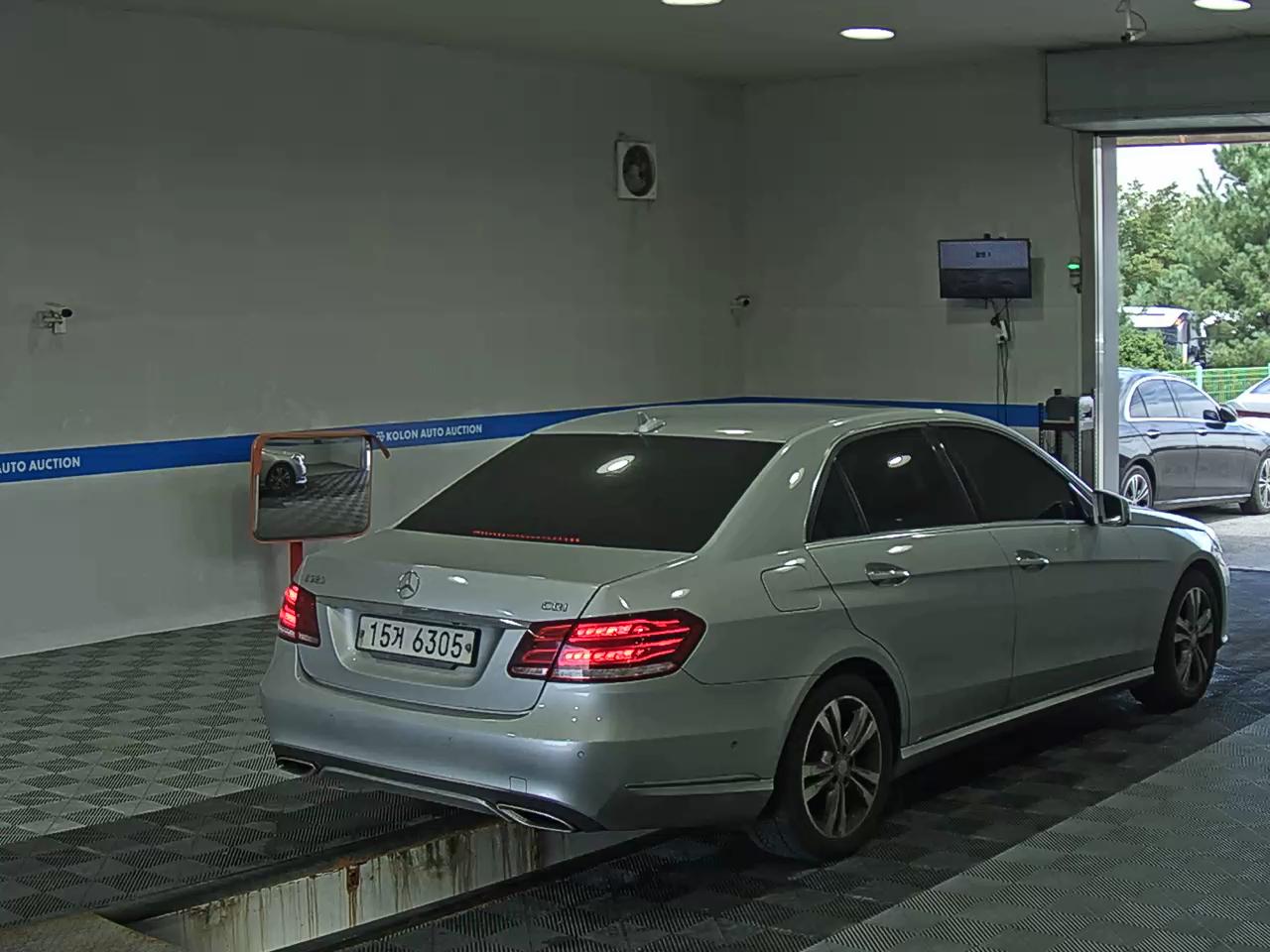 مرسيدس بنز E Class (4Th Gen) E220 Cdi Avantgarde 2014 E220