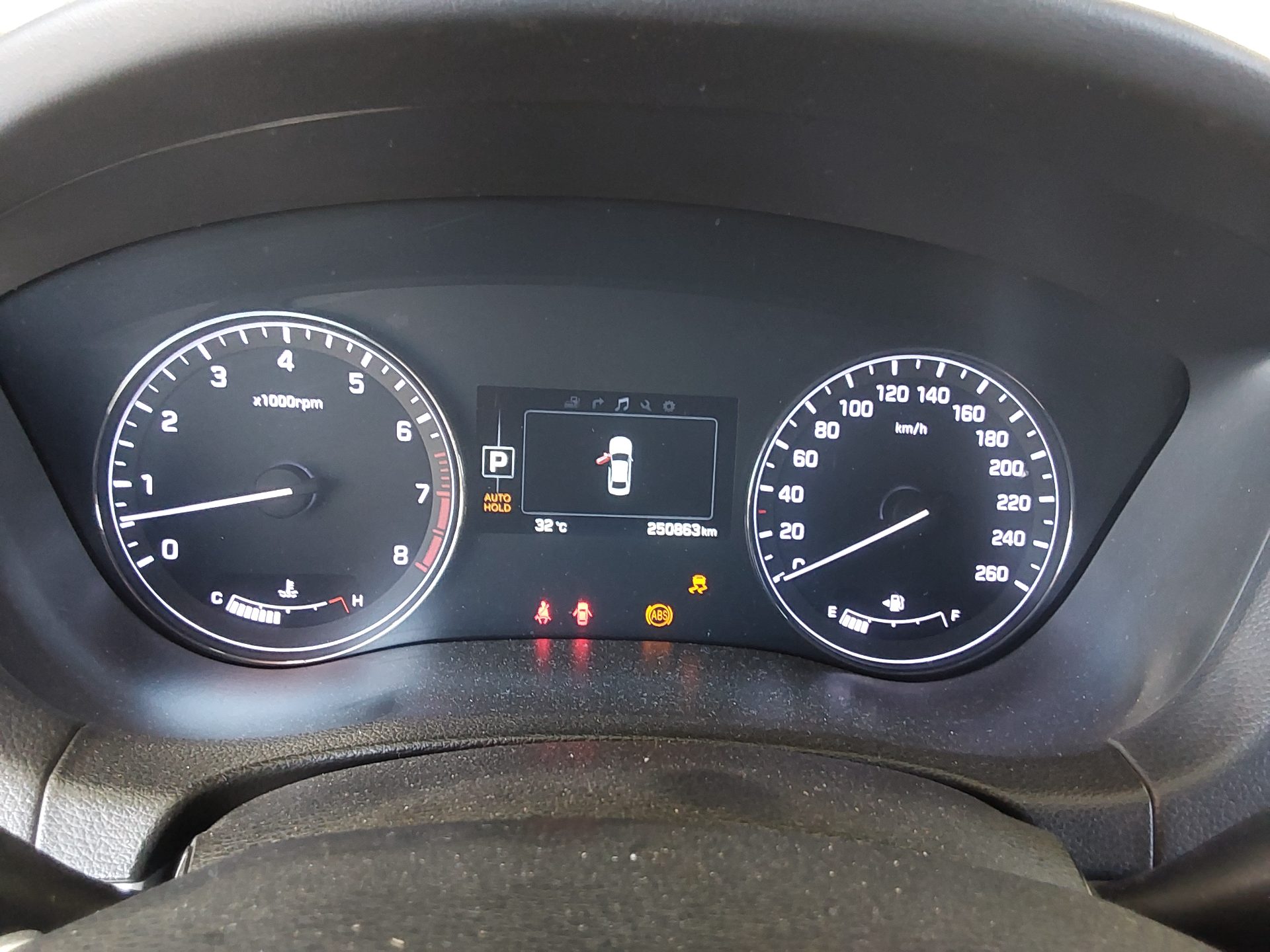 هيونداي جينيسيس Dh G330 بريميوم 2014 بريميوم