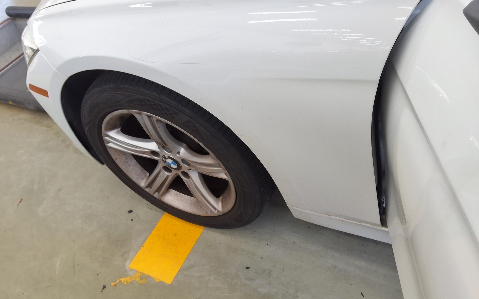 بي إم دبليو 3 Series (6Th Gen) 320D 2014 320d
