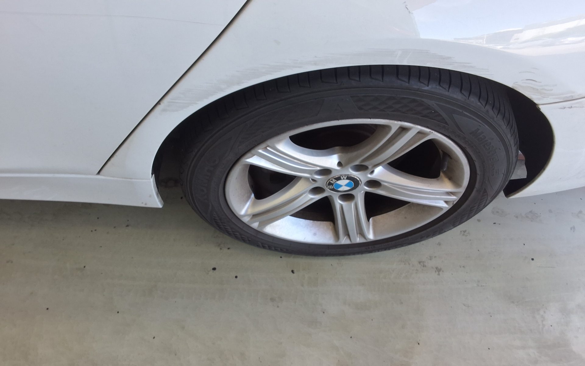 بي إم دبليو 3 Series (6Th Gen) 320D 2014 320d