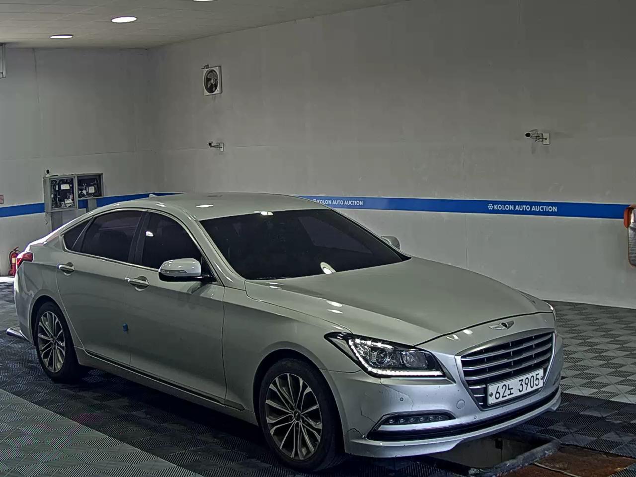 هيونداي جينيسيس Dh G330 بريميوم 2014 بريميوم