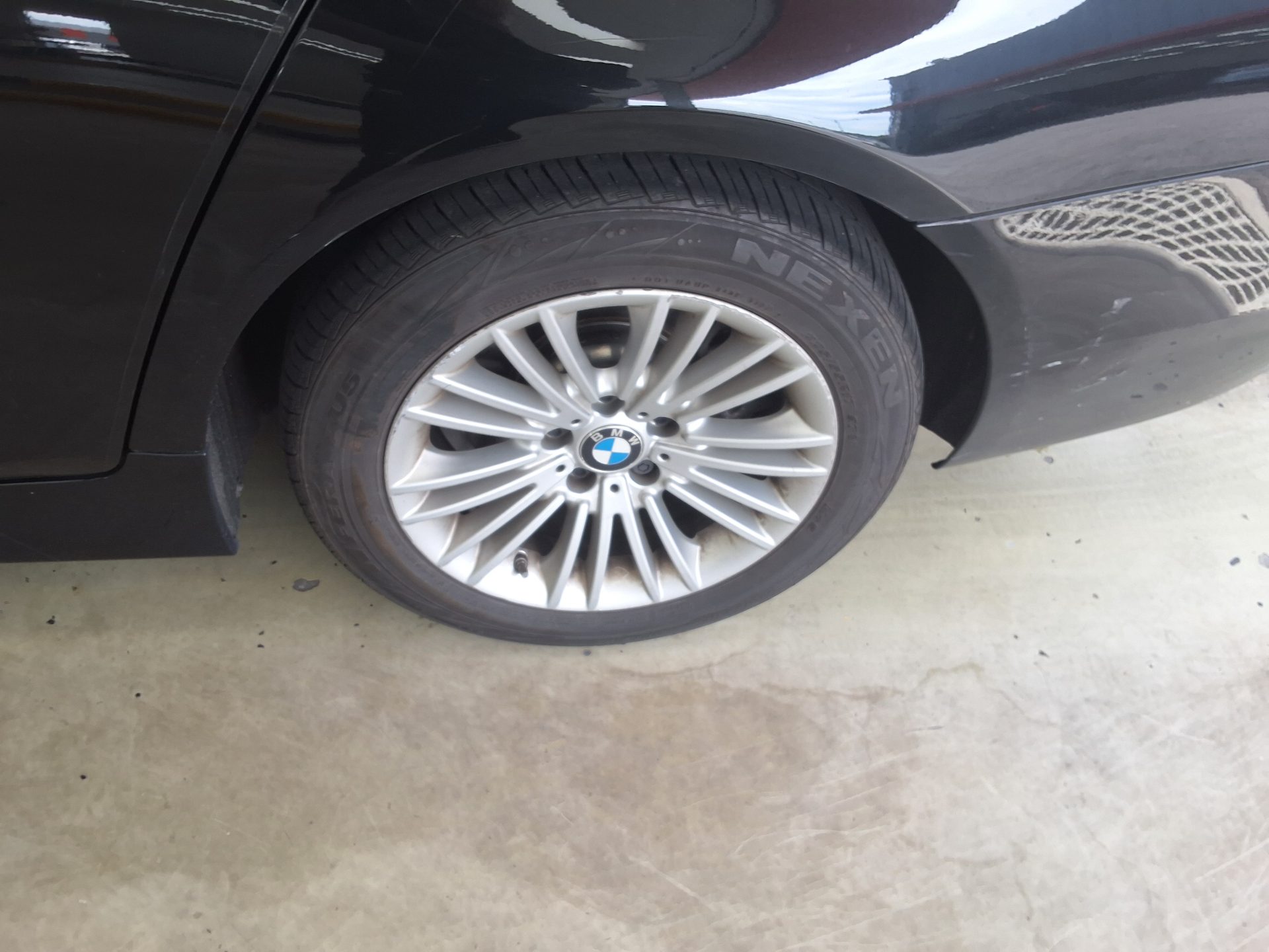 بي إم دبليو 5 Series (6Th Gen) 520D 2015 520d