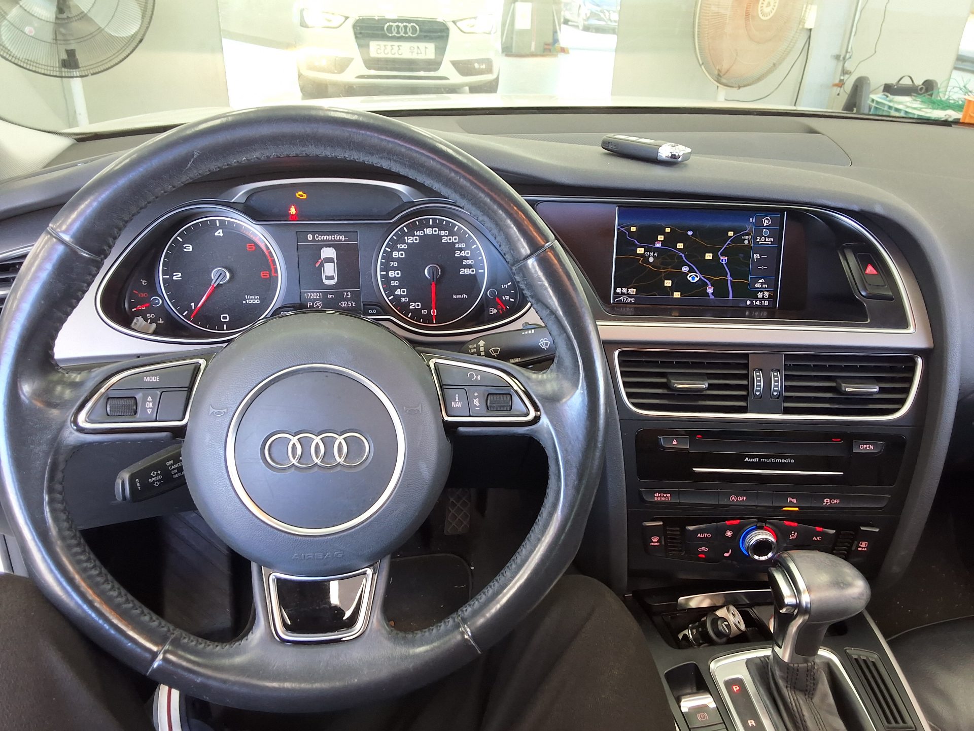 أودي إيه 4 (4Th Gen) 30 TDI Dynamic 2015
