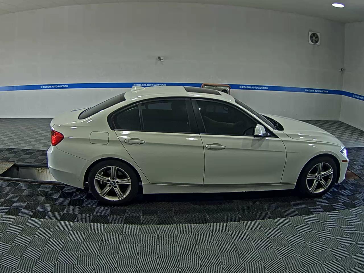 بي إم دبليو 3 Series (6Th Gen) 320D 2014 320d