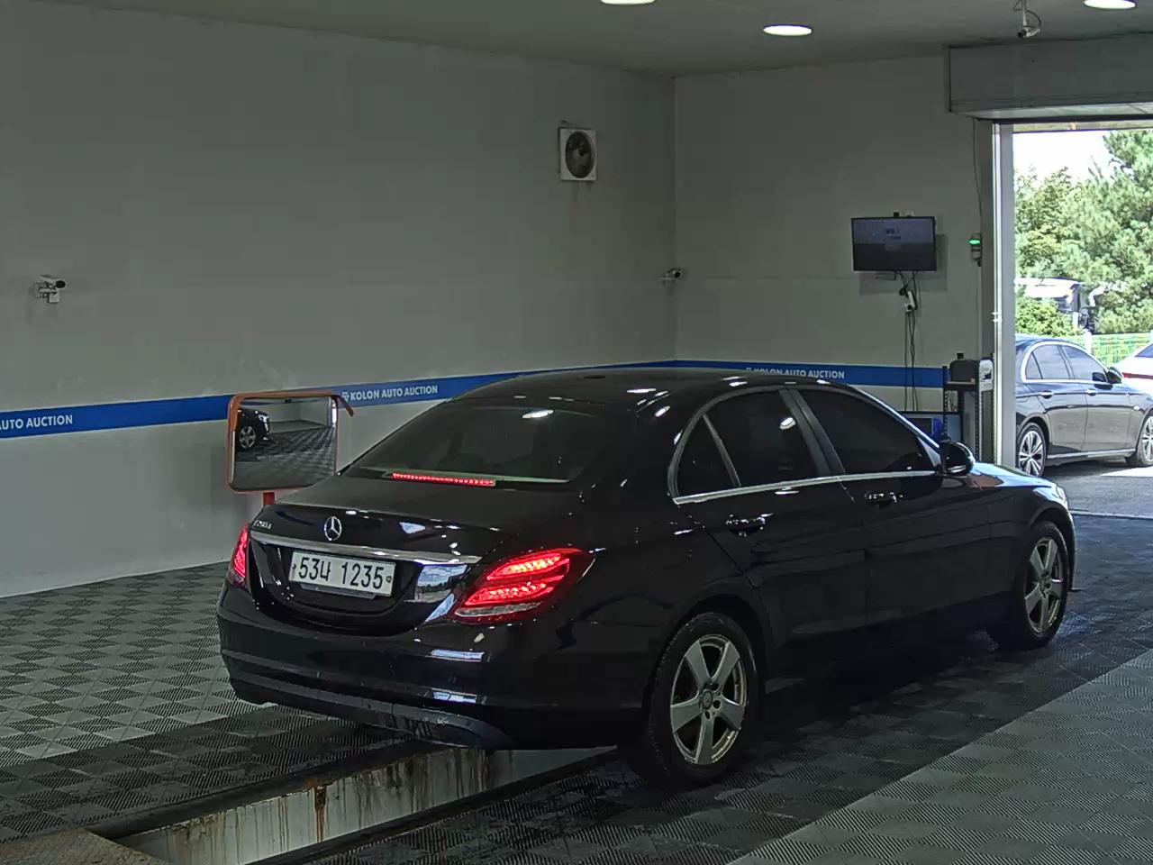 مرسيدس بنز C Class (4Th Gen) C200 D 2017 C200