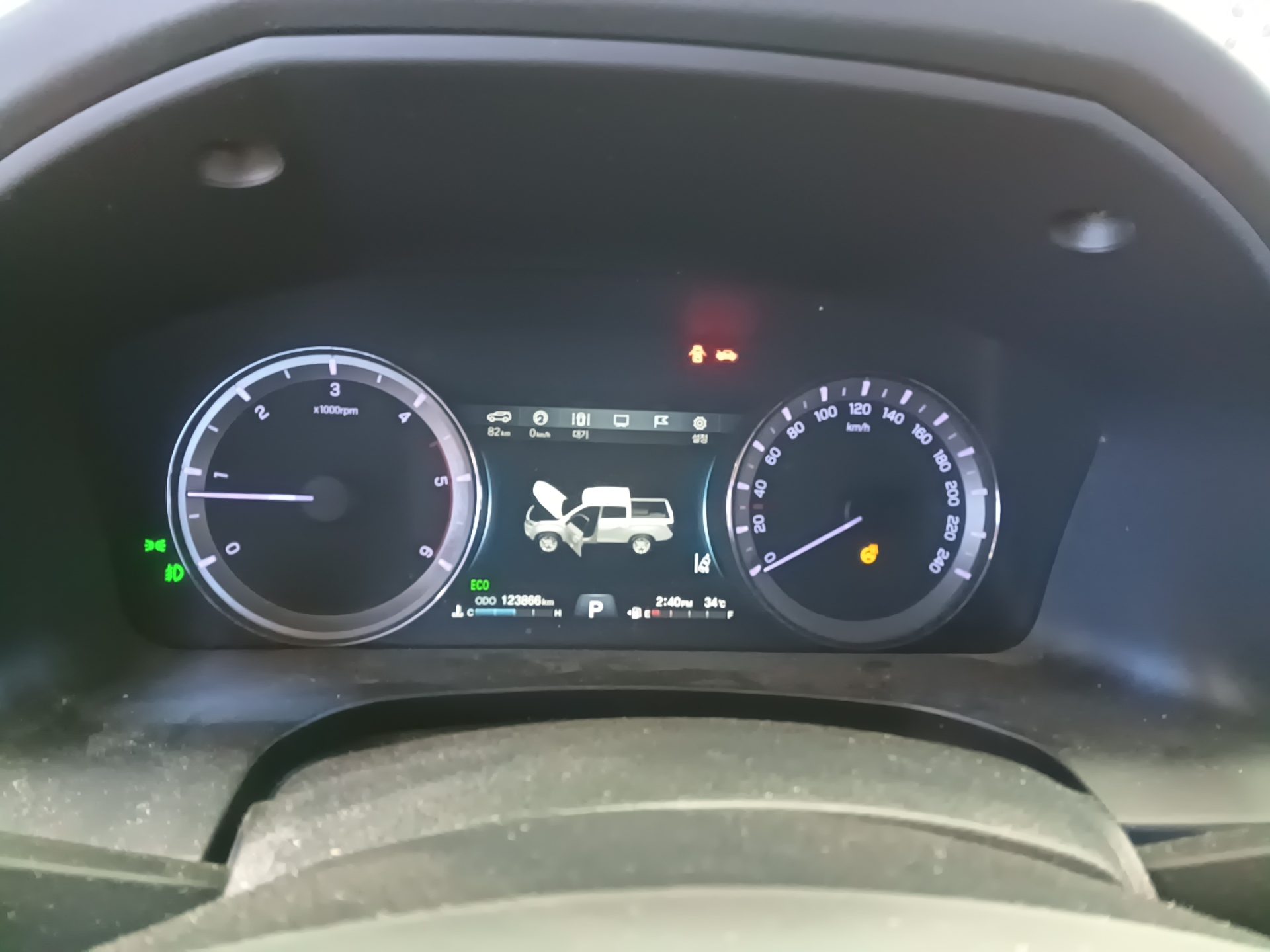 كي جي موبيليتي Mobility (سانج يونج) ريكستون Sports 2.2 دفع رباعي بريستيج 2019 PRESTIGE
