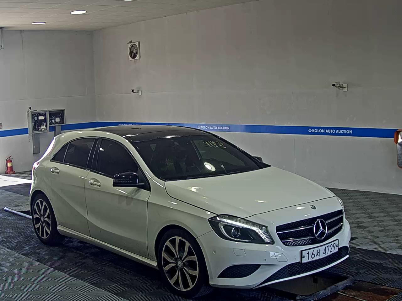 مرسيدس بنز A Class (3Rd Gen) A200 Cdi Night 2014 A200