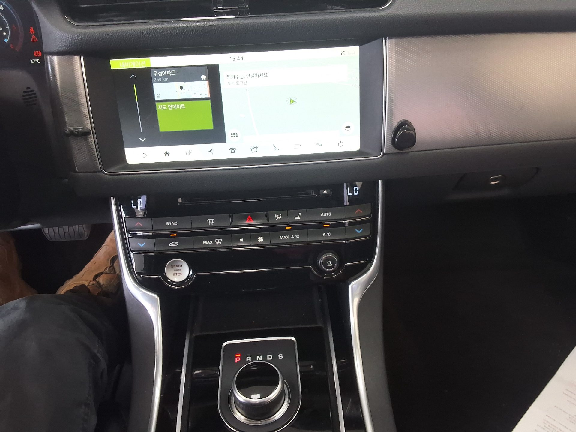 جاكوار Xf (2Nd Gen) 2.0 20D بريستيج 2018 PRESTIGE