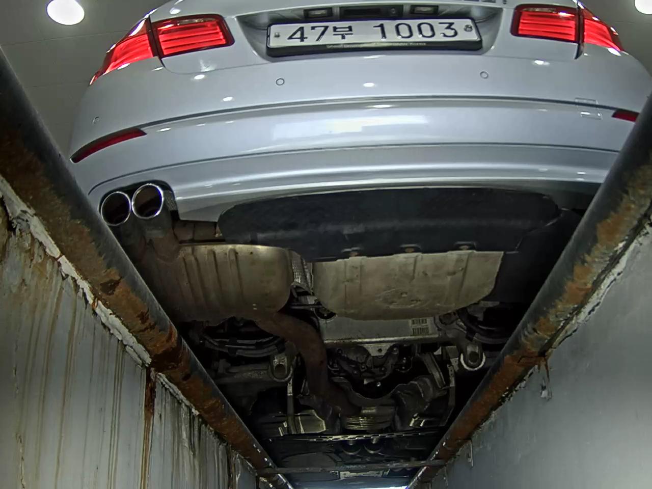 بي إم دبليو 5 Series (6Th Gen) 528I 2011 528i