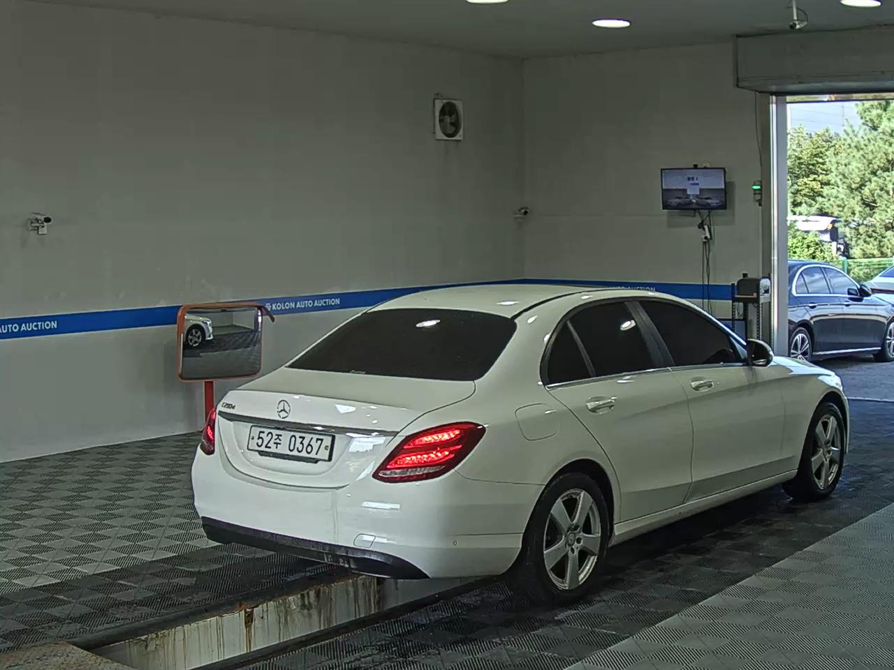 مرسيدس بنز C Class (4Th Gen) C200 D 2016 C200