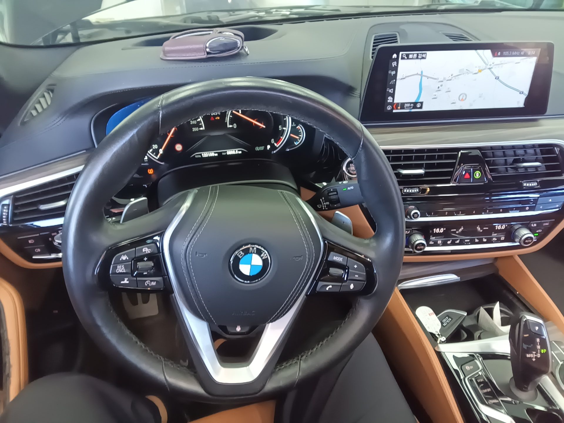 بي إم دبليو 5 Series (7Th Gen) 520D M Sport Pack بلس 2017 SPORT PLUS