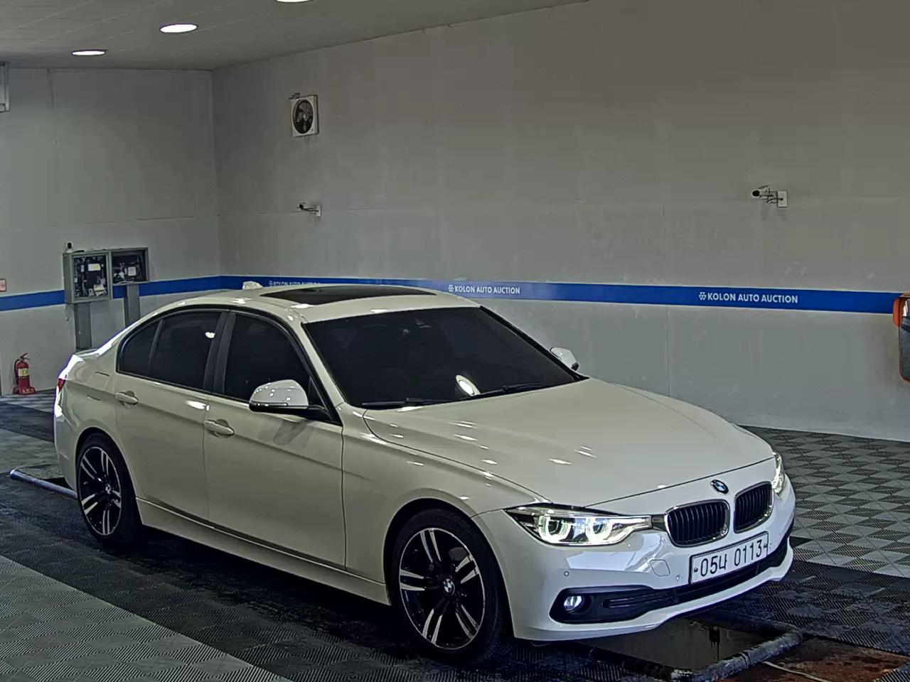 بي إم دبليو 3 Series (6Th Gen) 320D Ed Edition 2016 320d