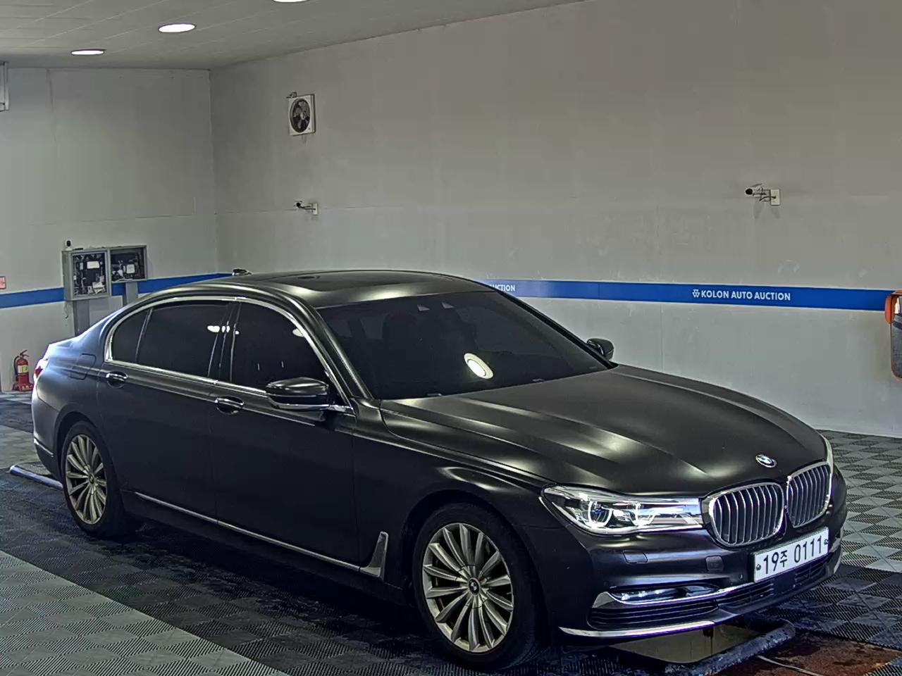 بي إم دبليو 7 Series (6Th Gen) 740Ld إكس درايف 2016 740Ld