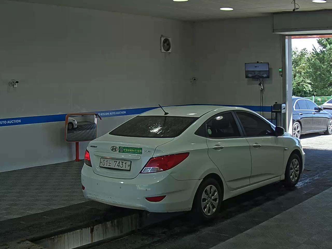 هيونداي جديد أكسنت 1.4 Vvt ستايل 2017 STYLE