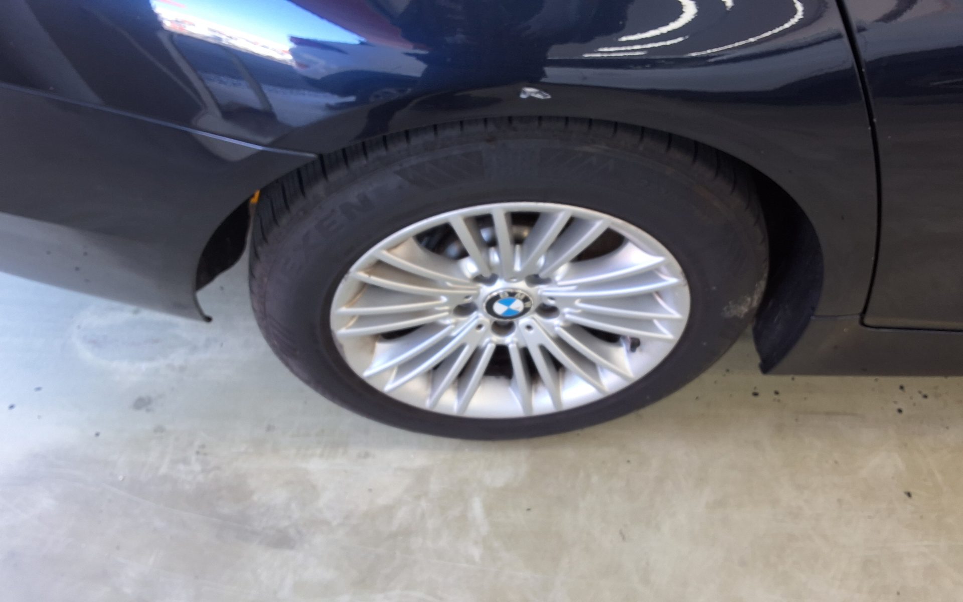 بي إم دبليو 5 Series (6Th Gen) 520D 2014 520d