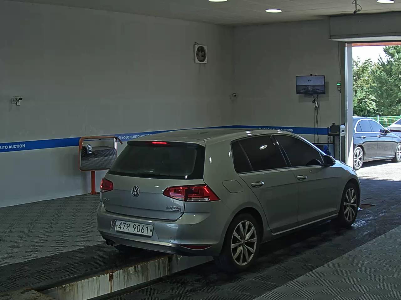 فولكس فاجن جولف (7Th Gen) 2.0 TDI 2015